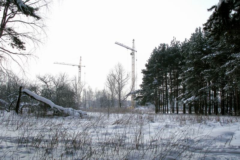 Город наступает
