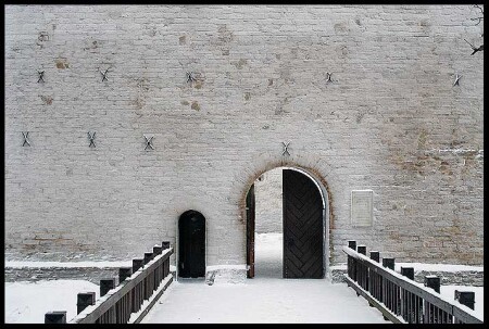 Старинные ворота