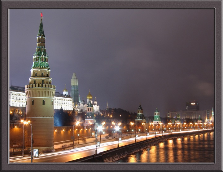 Кремлёвская набережная