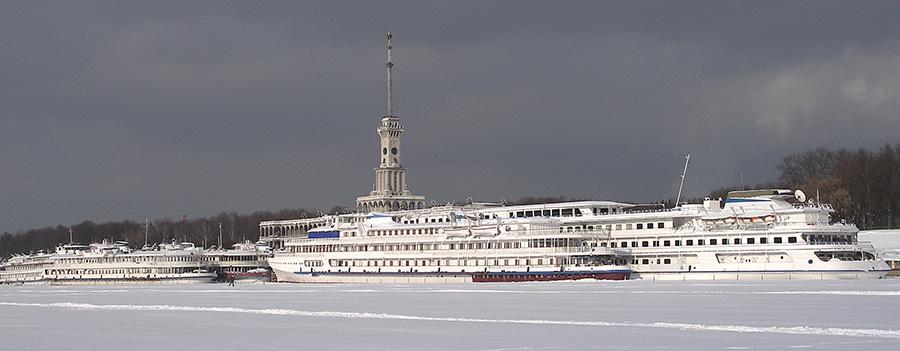 Северный речной порт