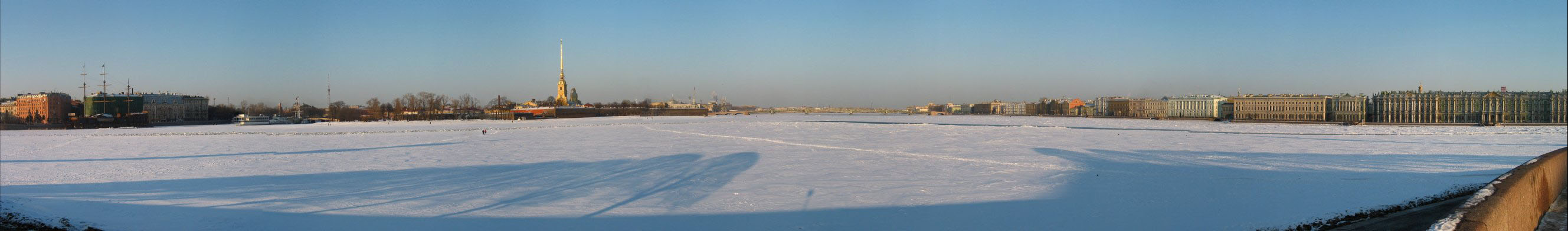 Вид на Петропавловку