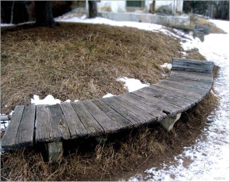 Скамейка .