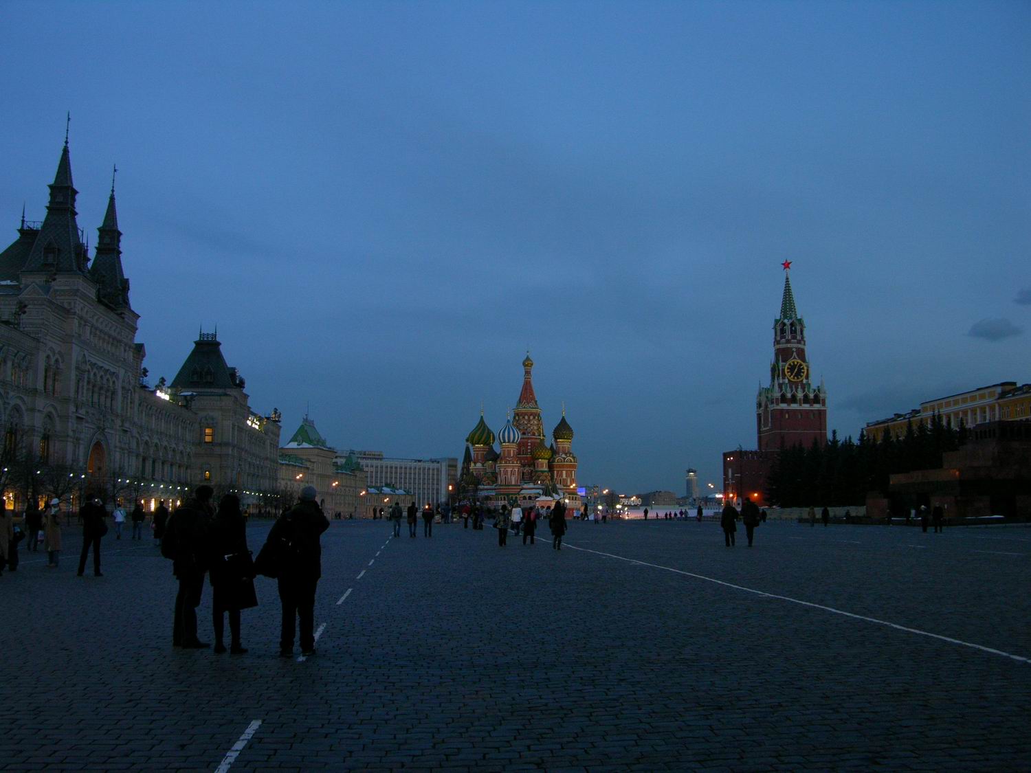 Сумерки над Москвой..