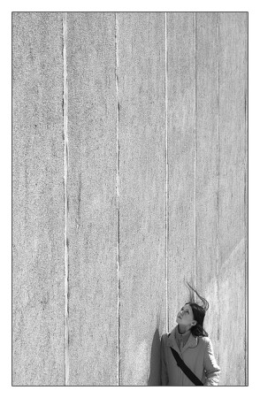 Девочка и город