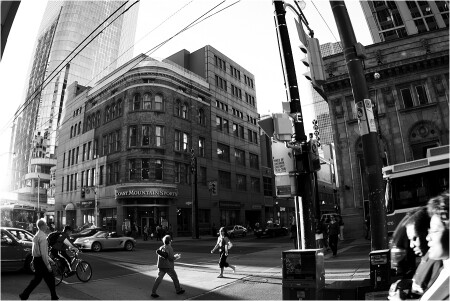 Qeen&Yonge