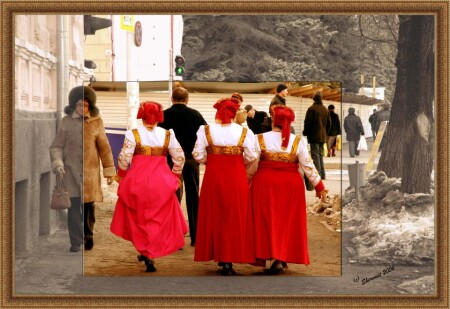 ladies in red