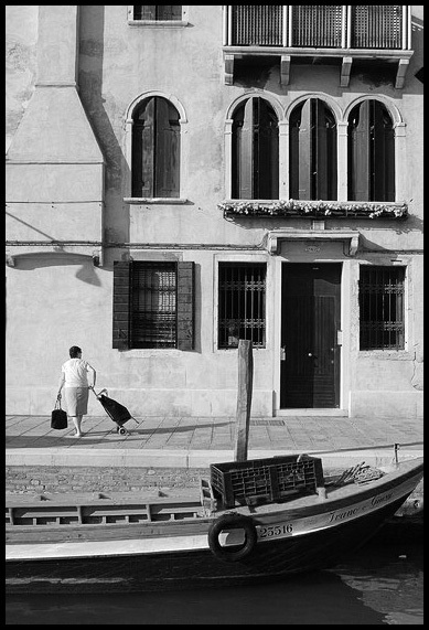 VENICE SHOPPING
