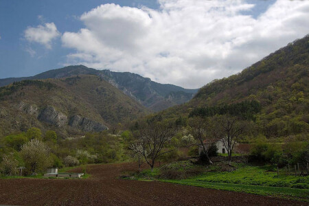 Болгария весной.