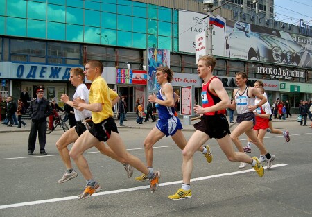 Полетели
