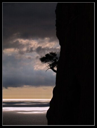 Сквозь тучи пробиваясь_0