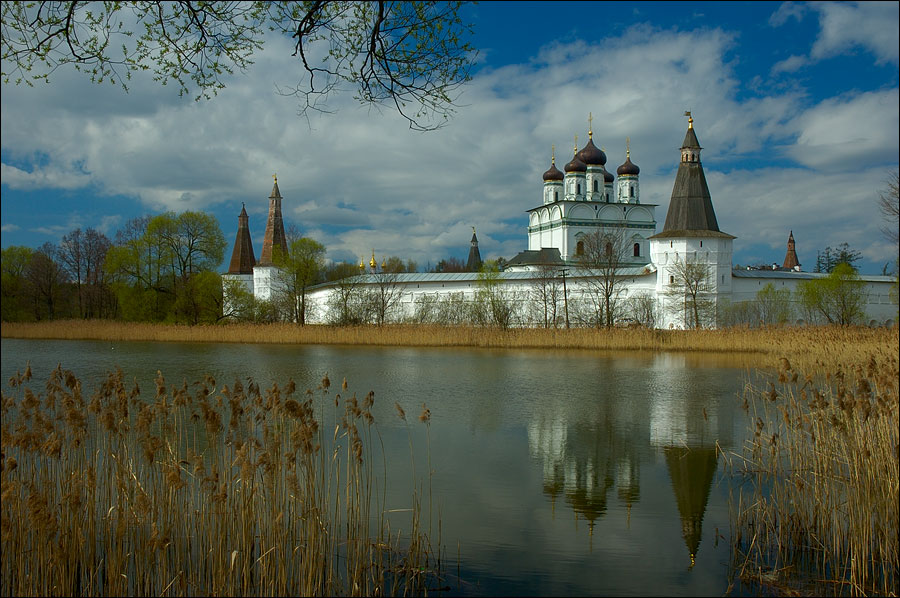 В монастыре #2