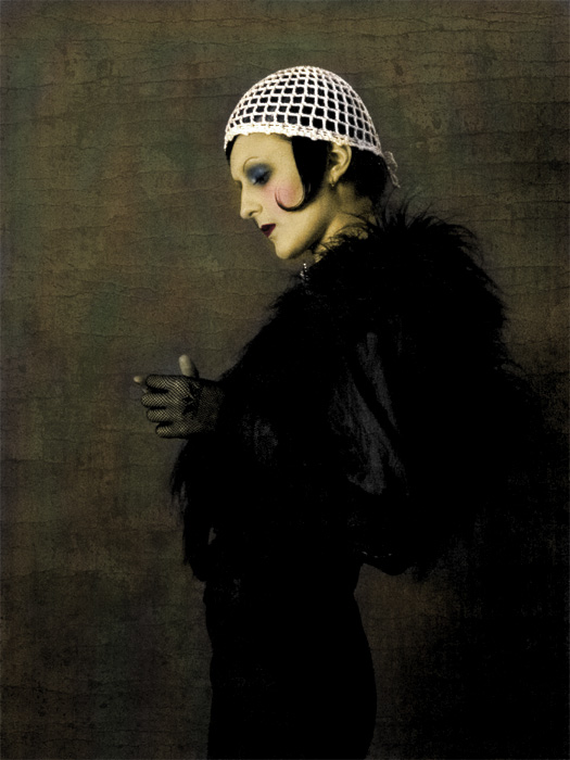 Miss Mortifer - Paint
