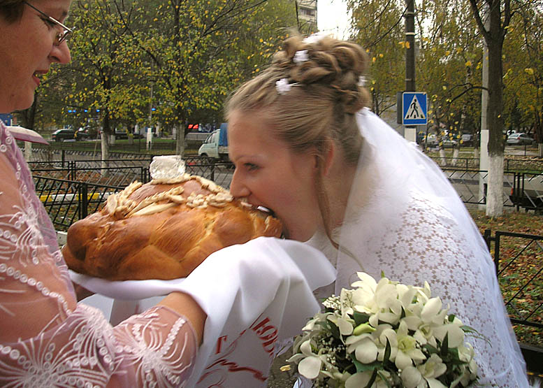 Я такая голодная, что уже готова...