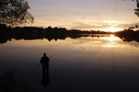 Да бог с ней, с рыбкой-то......