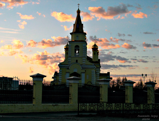 В лучах восходящего солнца