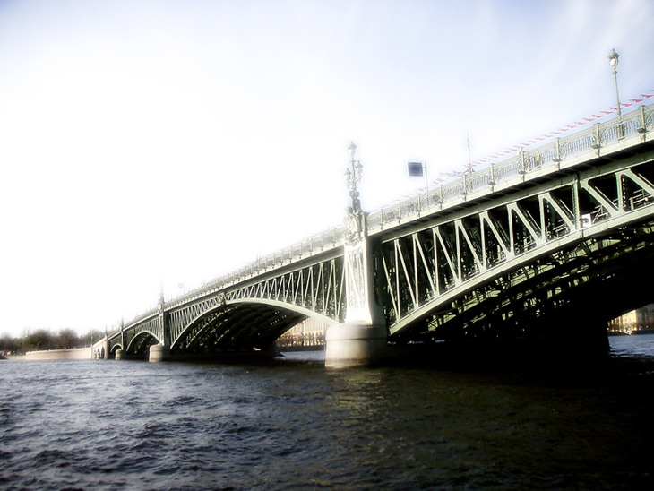 О питерских мостах
