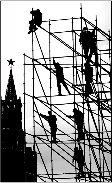 В стиле Соцреализма