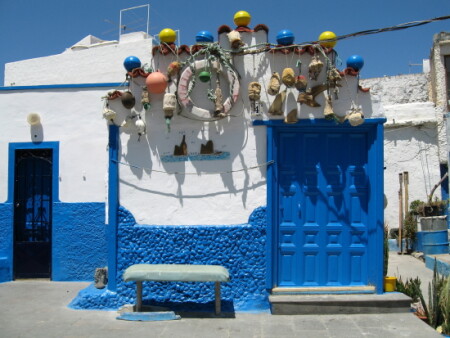 Голубой дом...