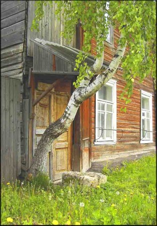 Старое крыльцо