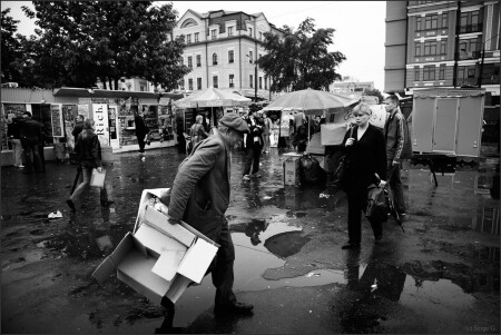 Фотография с ящиком