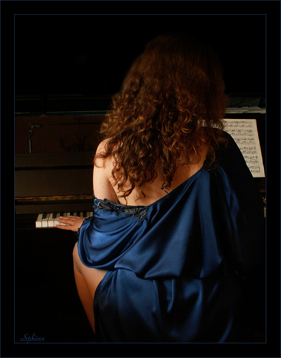 Piano Girl