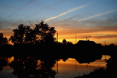 Лучи закатного солнца