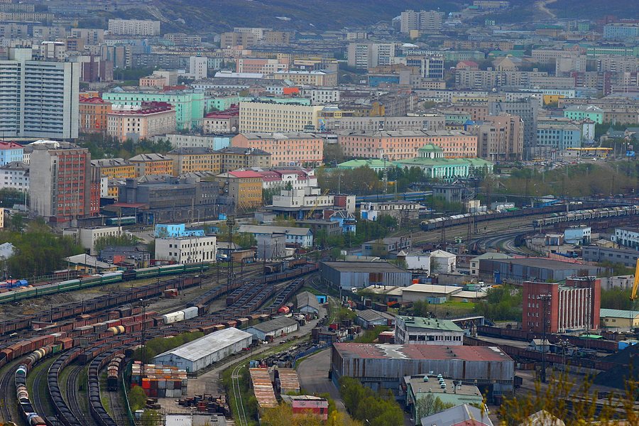 &quot;Над городом&quot;