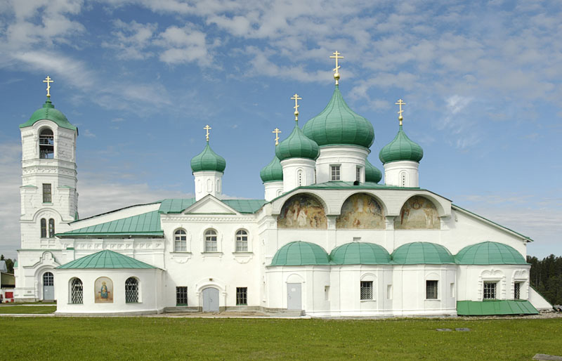 Преображенский монастырь на реке Свирь