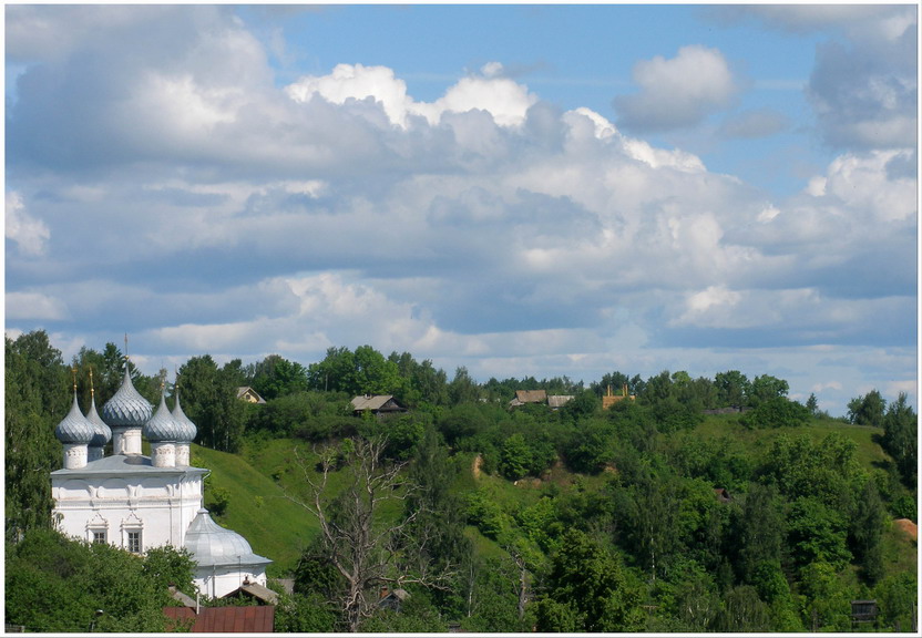 Церквушка в одном УЕзлном городе.