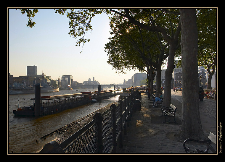 Набережная Tower of London