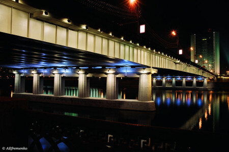 Три пролета