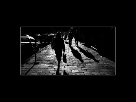 Смотреть... и думать... бежать... остоновитса... 