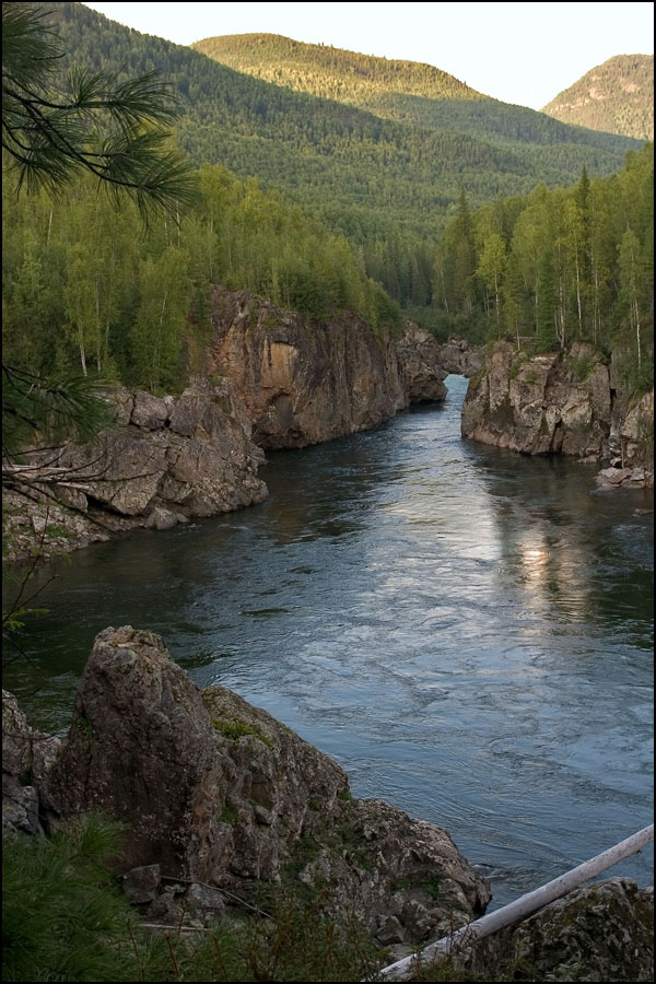 В последних лучах уходящего солнца