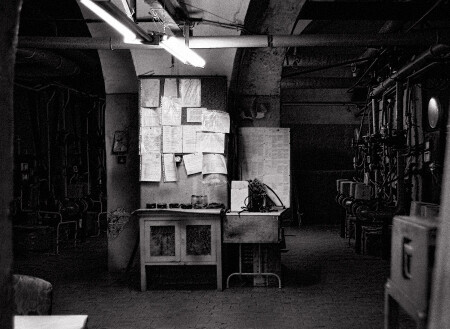 Dark Room (Metropolis)