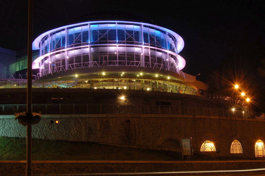 Летающая тарелка