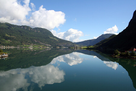 Зеркало природы