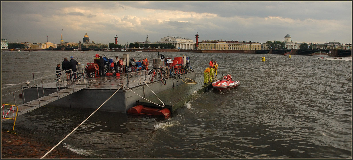 24 часа Петербурга.