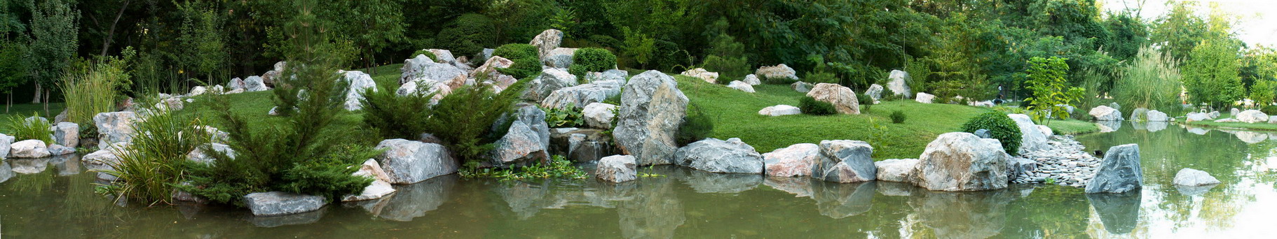 Японский сад. панорама.