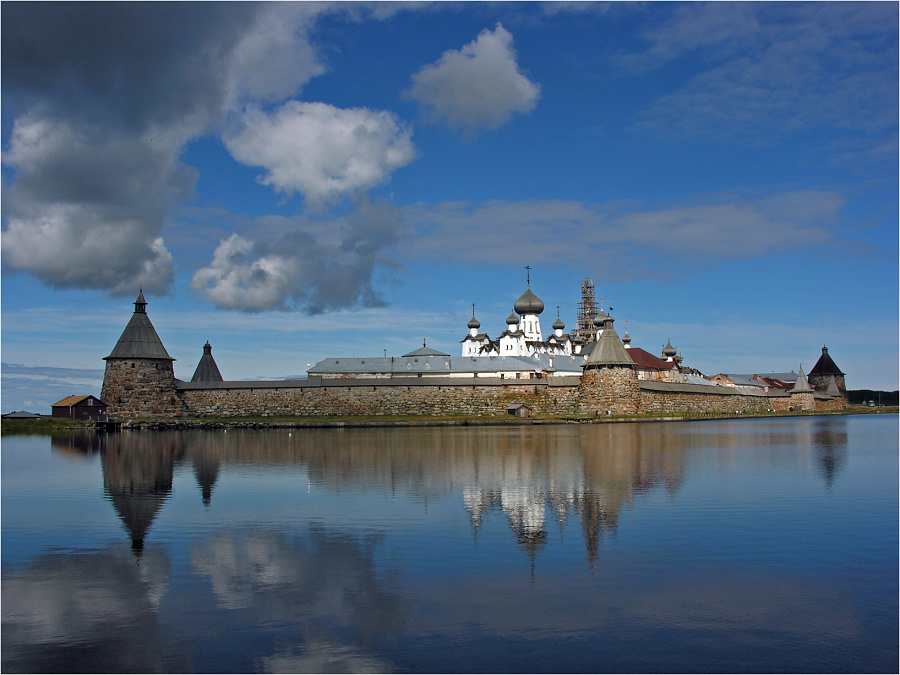 ПОЛДЕНЬ