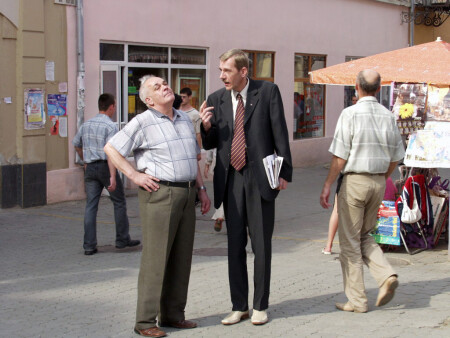 Два прохожих