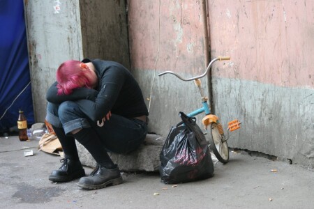 Вот детство пролетело