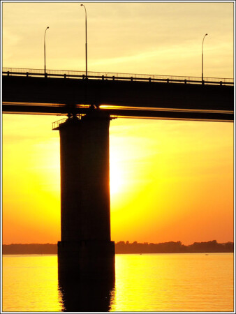 Закатный мост