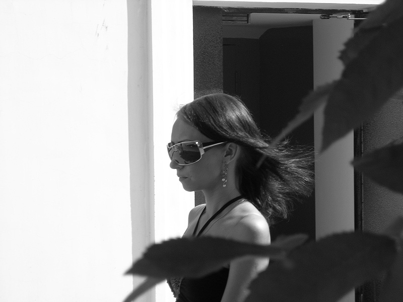 B&amp;W