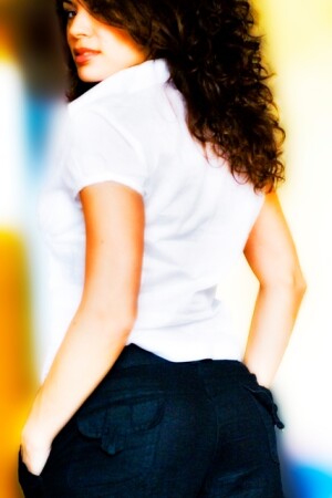 В полоборота