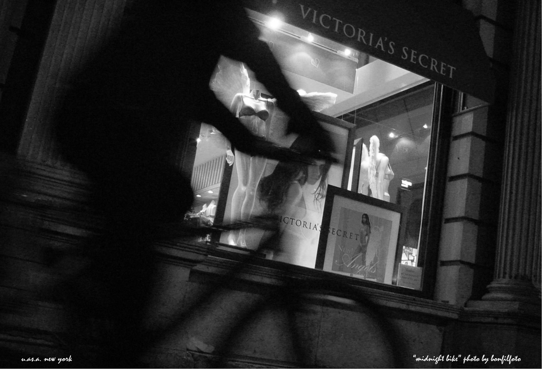 &quot;MIDNIGHT&quot; NEW YORK