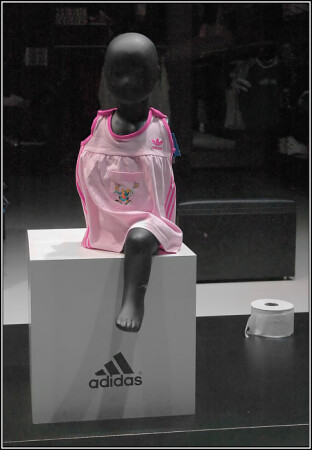 ADIDAS-без рук, без ног...
