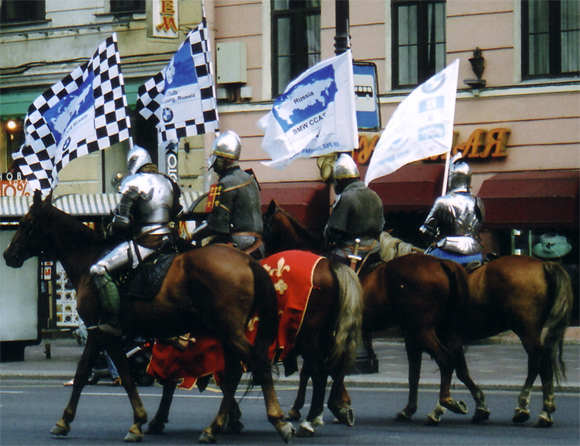 Пара, пара, порадуемся на своём веку!