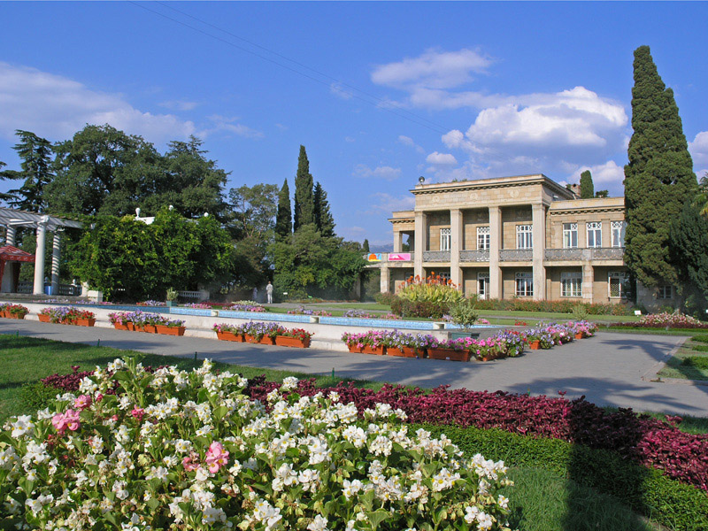 Никитский ботанический сад (Крым)