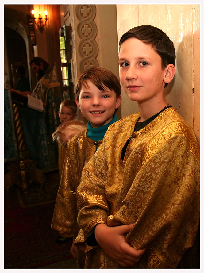 Юные алтарники