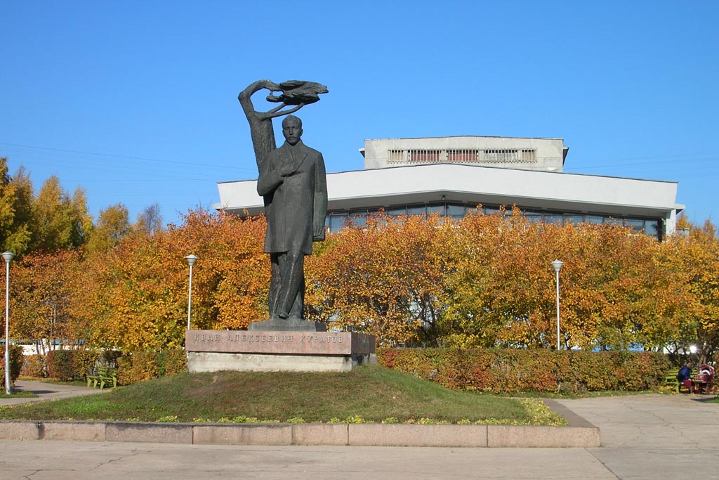 Памятник